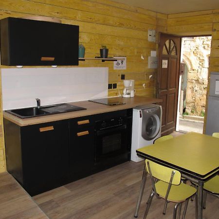 Appartement T1 Bis Cosy Avec Patio 17 Bis Tourbes Экстерьер фото