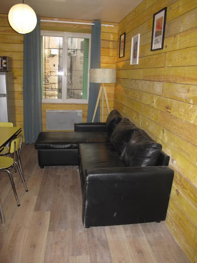 Appartement T1 Bis Cosy Avec Patio 17 Bis Tourbes Экстерьер фото